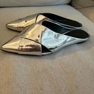 Sigerson Morrison silver flats/slides